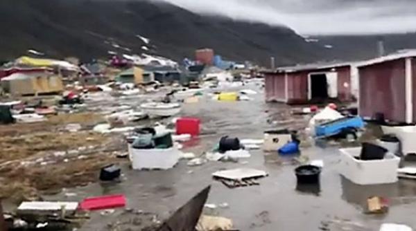 video tsunami in groenlanda dupa cutremurul de duminica 4 persoane date disparute