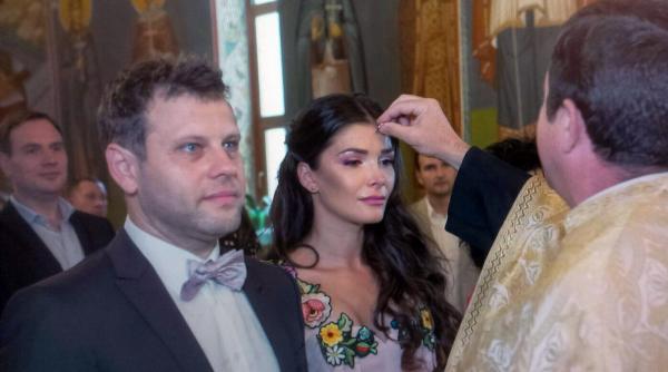 alina puscas s a cununat in week end cu medicul mihai stoenescu am izbucnit in plans a fost cel mai romantic moment surpriza