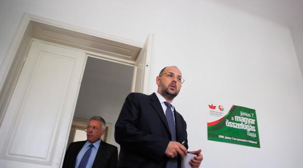 scandal urias in parlament din cauza legii initiate de udmr