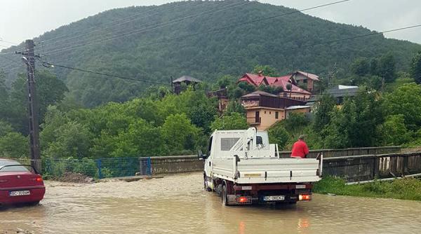 furtuna si ploile torentiale fac ravagii in bacau