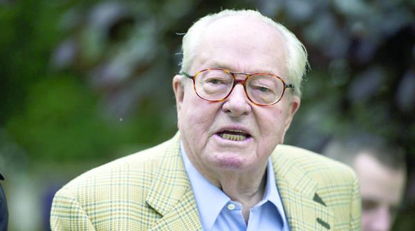 jean marie le pen cere demisia fiicei sale