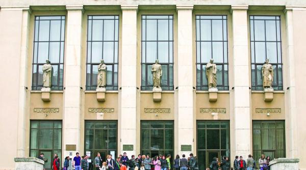 situatie tragica in universitati candidati doar pentru locurile de la stat