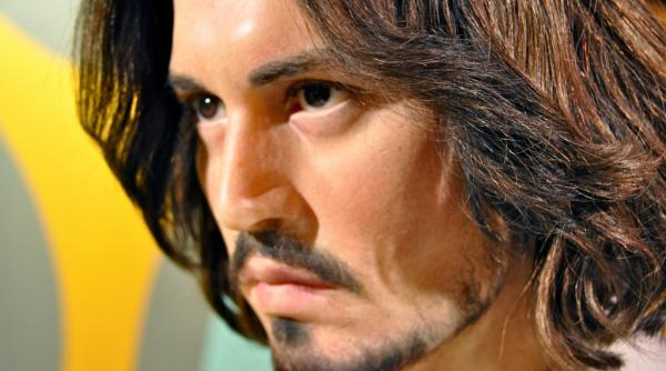 johnny depp a prezentat scuze publice pentru gluma sa despre asasinarea lui donald trump