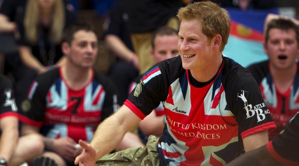 printul harry dezvaluie ca a vrut la un moment dat sa iasa din linia de succesiune a familiei regale britanice