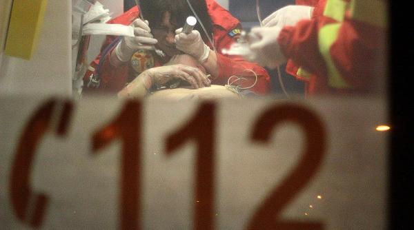 militar american in stare critica dupa ce s a electrocutat la punctul de trecere al frontierei curtici