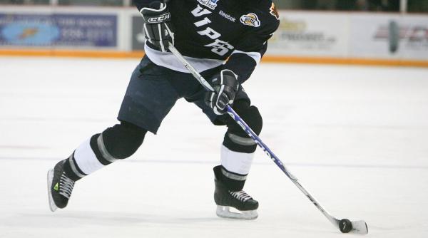 un celebru hocheist a pierdut lupta cu cancerul