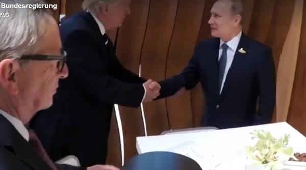 video o strangere de maini asteptata de toata lumea trump si putin fata in fata la g20