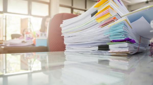 licitatii cu dedicatii proceduri simplificate pentru sifonarea banilor