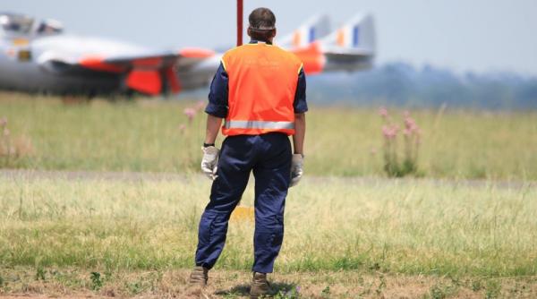 incalzirea globala ar putea tine la sol o treime din avioane cum afecteaza canicula avioanele