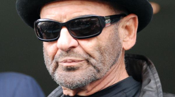 joe pesci va lucra din nou cu robert de niro si martin scorsese in filmul the irishman