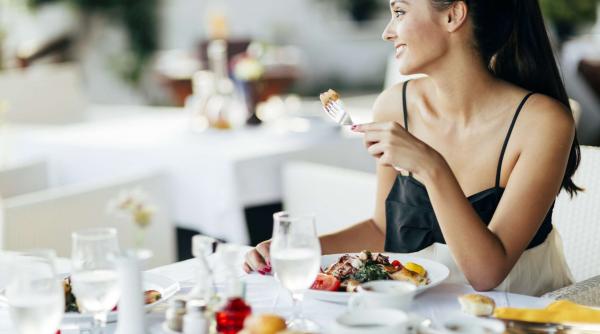 top 5 alimente care te ingrasa doar pentru ca le mananci gresit