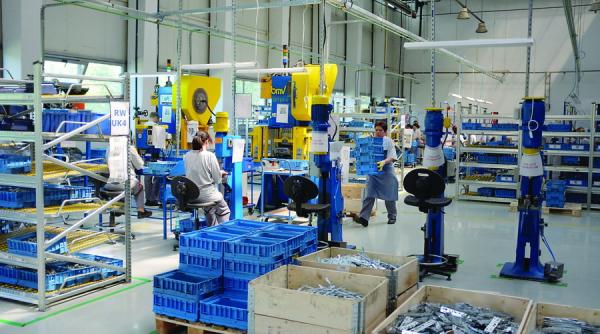 campioni la contributii sociale impovarati de taxele pe munca romania locul 7 din 27 in ue