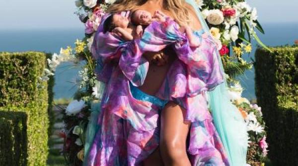 poza lui beyonce cu gemenii parodiata de o irlandeza