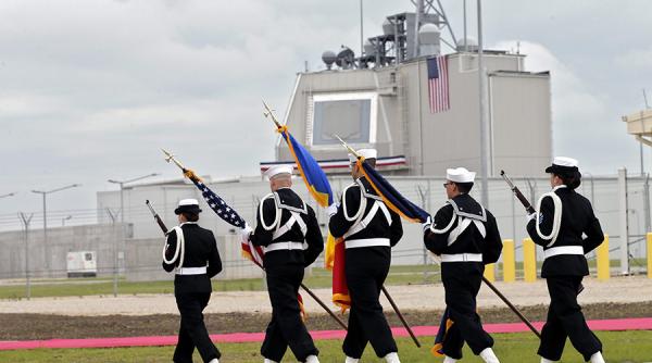trump nu mai poate de grija locuitorilor de la deveselu