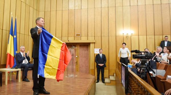 presedintele romaniei intampinat cu imnul tinutului secuiesc ce mize politice a avut vizita lui iohannis in harghita si covasna