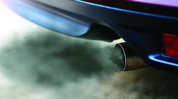 romanii cumpara masini care polueaza