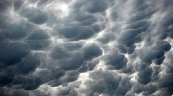 anm cod portocaliu de averse si descarcari electrice pentru patru judete