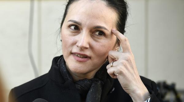 alina bica a dat in judecata unbr si baroul dolj