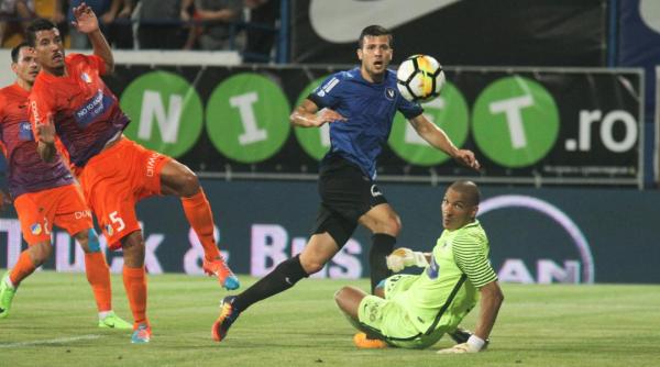 fc viitorul apoel nicosia 1 0 victorie istorica pentru echipa lui hagi in preliminariile ligii campionilor
