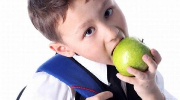 elevii din uniunea europeana vor primi lapte fructe si legume la scoala