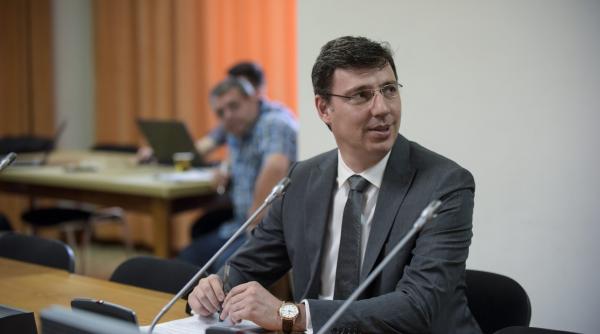 fiecare roman va depune declaratia pe patrimoniu