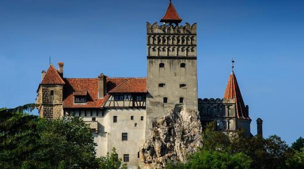 veste soc pentru turismul romanesc muzeul national bran ar putea fi inchis