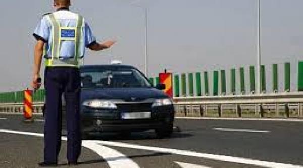 cursa intre politisti si un sofer beat pe autostrada soarelui cum s a terminat urmarirea care a semanat panica printre soferi