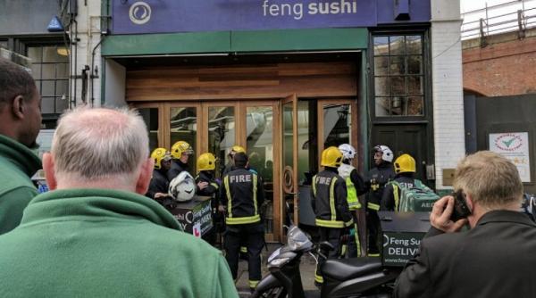 alerta chimica la londra un plic livrat unui restaurant a ranit trei persoane