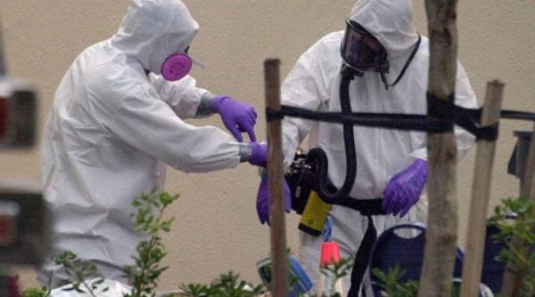 alerta in romania doi craioveni sot si sotie infectati cu antrax au fost internati in spital cu rani pe maini