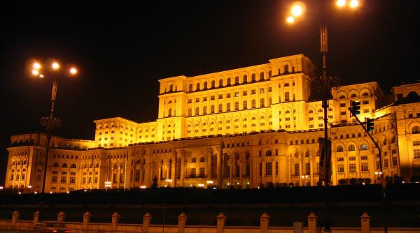 se face lumina la camera deputatilor