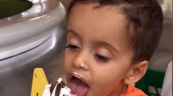 video amuzant somn sau inghetata raspuns amandoua