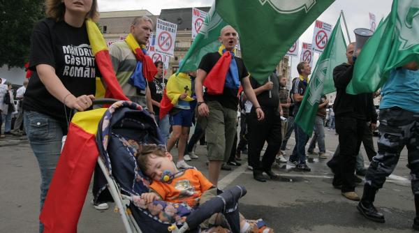 romanii printre europenii cei mai deranjati de alte rase