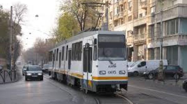 restrictii in trafic circulatia tramvaielor 41 suspendata in perioada 26 si 27 august