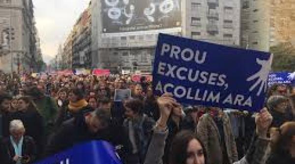 spania ampla manifestare la barcelona impotriva terorismului cu participarea regelui spaniol felipe al vi lea