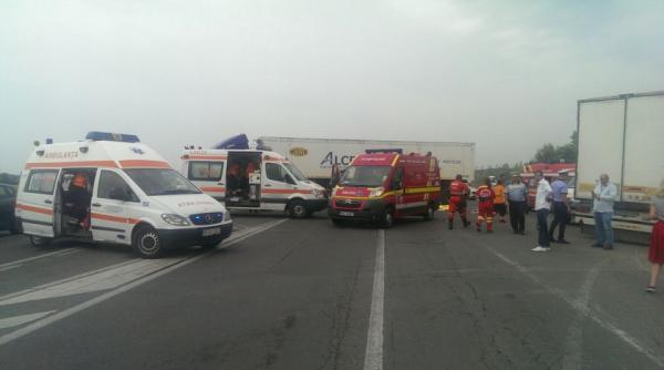 accident teribil in bistrita un autobuz plin cu muncitori a intrat intr un stalp dupa ce a evitat un tir