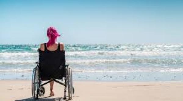 prima plaja din europa destinata persoanelor cu dizabilitati in 2018 la mamaia