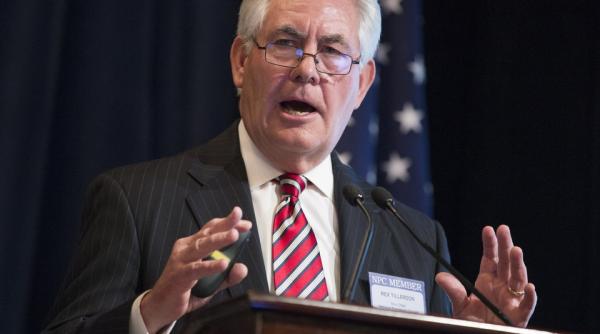 secretarul de stat rex tillerson se separa de politica lui donald trump