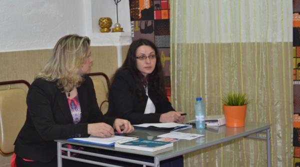 tudose cere revocare consulului de la lisabona dupa ce 100 de romani au ramas blocati pe aeroport