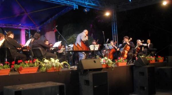 gaesti capitala mondiala a naiului prin festivalului international gheorghe zamfir