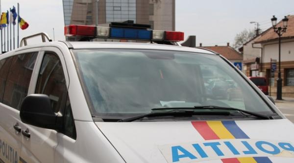 soc in alba un tanar a spulberat cu masina intentionat 3 persoane aflate pe trotuar apoi a fugit