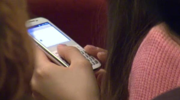 un tanar a fost incatusat dupa ce a intretinut relatii intime cu o eleva si a filmat totul