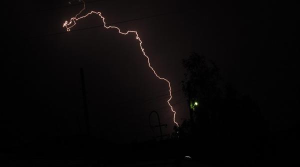 atentionare cod galben de averse si descarcari electrice in judetul sibiu