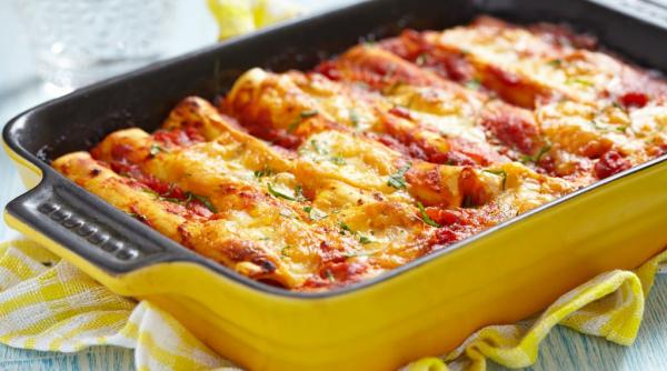 reteta zilei cannelloni cu carne si sos bechamel