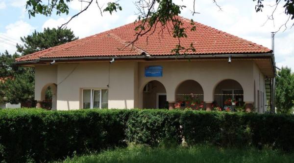 unic pe plaiuri mioritice satul construit de arhitecti renumiti din bucuresti