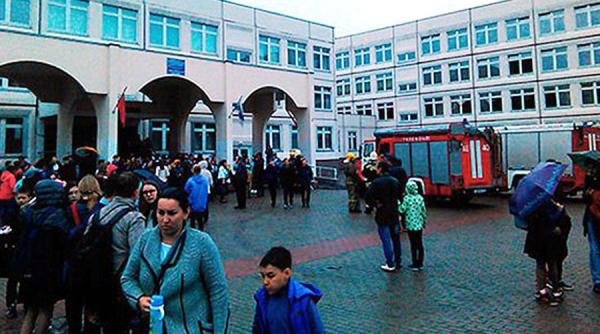 video atac armat la o scoala de langa moscova