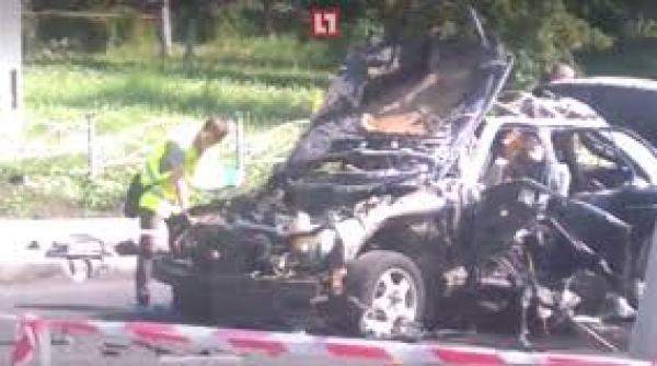 ucraina un mort si trei raniti in urma exploziei unei masini la kiev autoritatile nu exclud un eventual act terorist