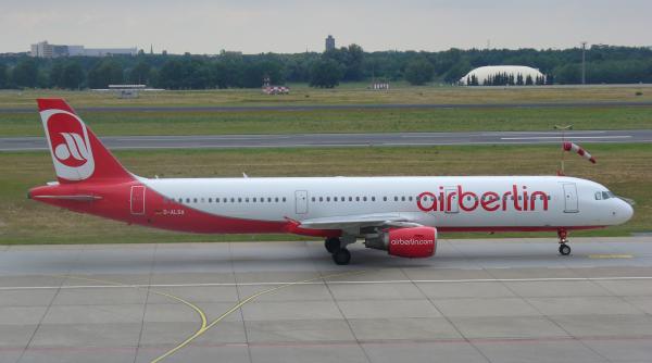 70 de zboruri air berlin au fost anulate dupa ce pilotii s au imbolnavit subit