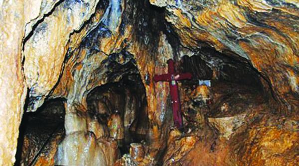 arii protejate ale romaniei pestera cocora valea horoabei cocora