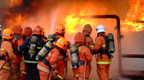 25 de persoane au murit intr un incendiu izbucnit la o scoala din malaezia