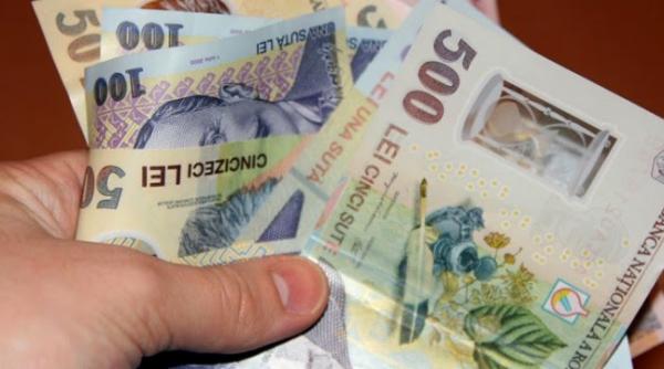 cinci copii din iasi au fost premiati de politie pentru ca au returnat banii gasiti pe o alee din oras